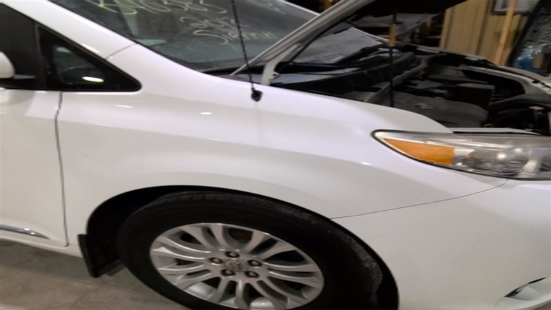 Passenger Right Fender With Antenna Fits 11-15 SIENNA 3406562