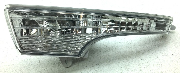 OEM Nissan Altima Left Driver Side Front Lamp 26135-3TA0A Lens Crack