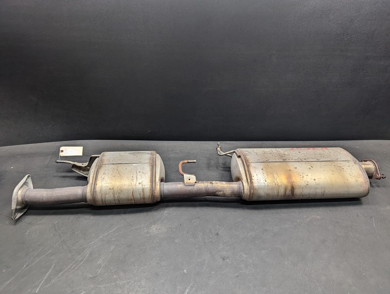 Exhaust Muffler 2018 Nissan Pathfinder 20100-3JA0A 2013 2014 2015 2016 - 2020