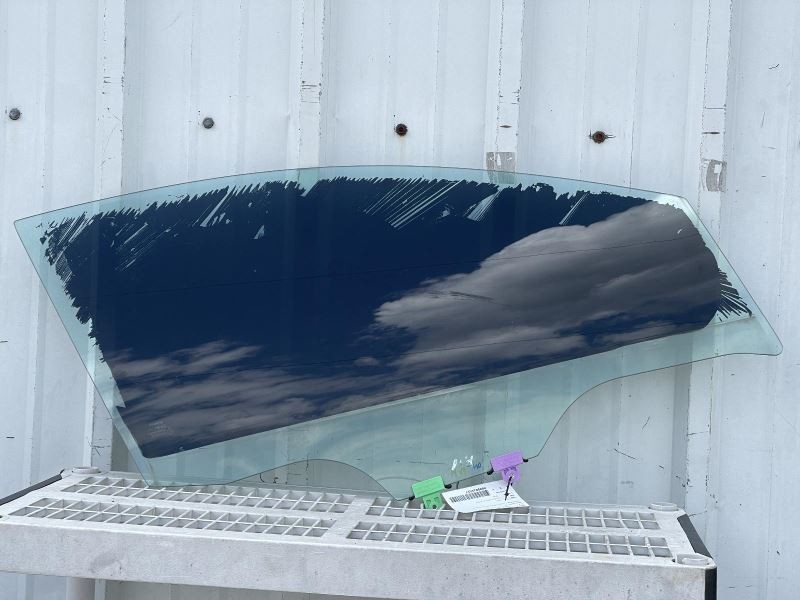 2015-2024 Nissan Murano Right Passenger Side Front Door Window