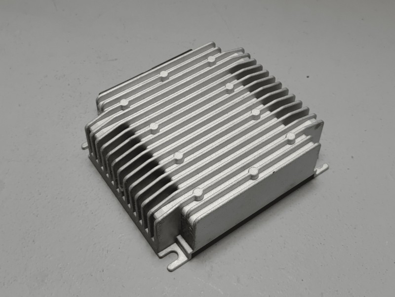 2016-2020 TESLA MODEL S AUDIO SOUND SYSTEM AMPLIFIER MODULE UNIT OEM