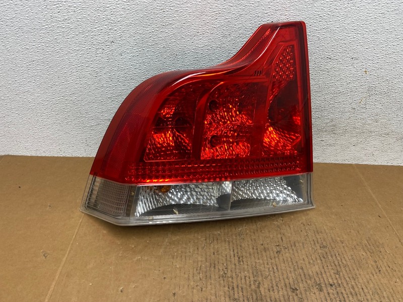 2005 to 2009 Volvo S60 Left Driver LH Side Tail Light Oem AE1215 LK