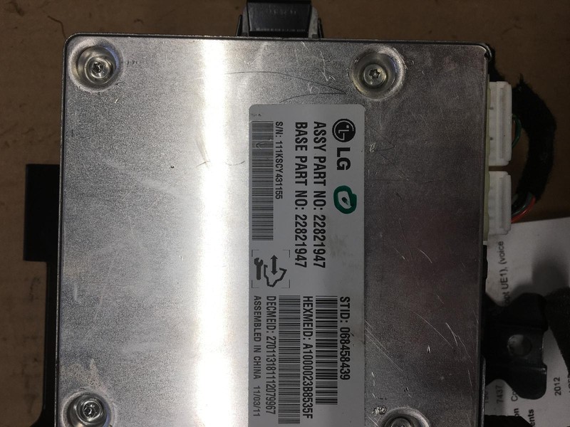 2012 CADILLAC CTS Communication module OnStar UE1 22821947 OEM 12