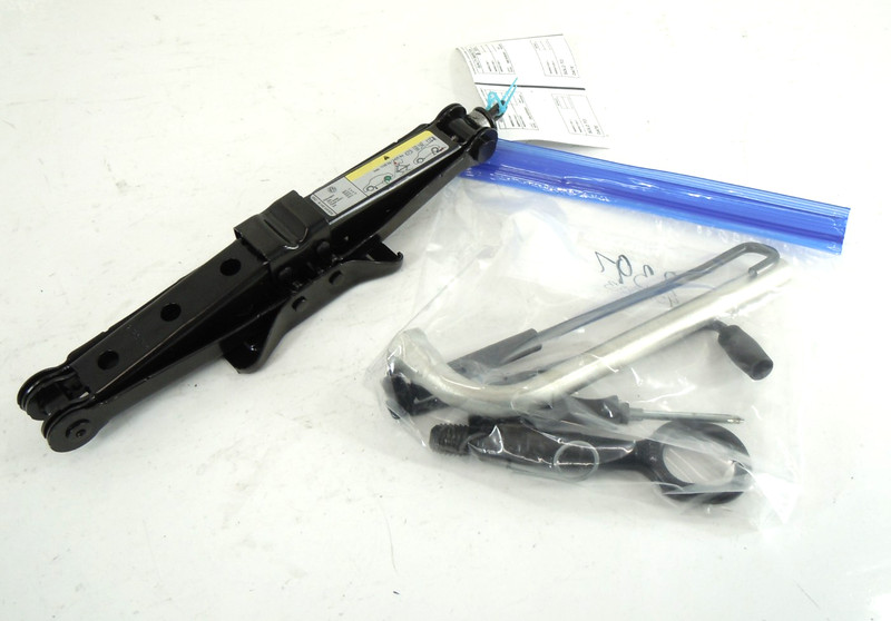 2020 20 Volkswagen Jetta GLI Spare Tire Jack & Tool Kit OEM