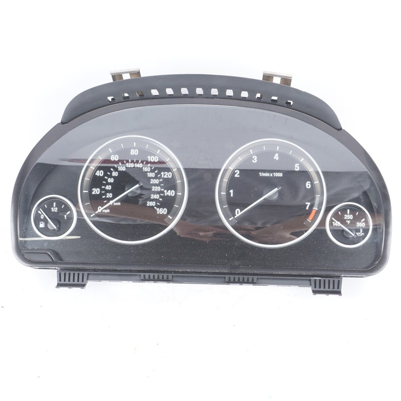 2011-2013 BMW 528i 535i 550i F10 SPEEDOMETER INSTRUMENT CLUSTER GAUGE OEM
