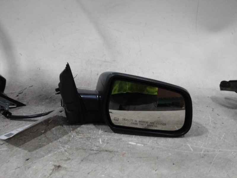 2010 Chevrolet Equinox Right Door Mirror Assembly - Used, Blemishes, 192K Miles