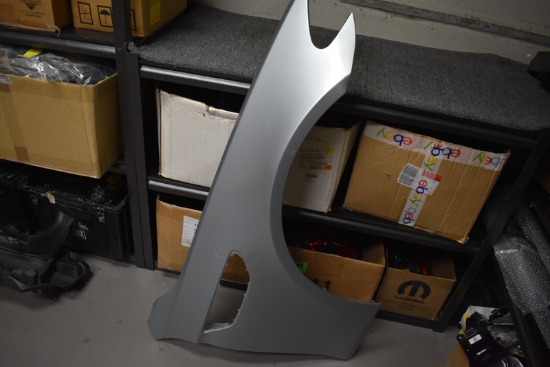 INFINITI FENDER RIGHT SIDE FACTORY OEM