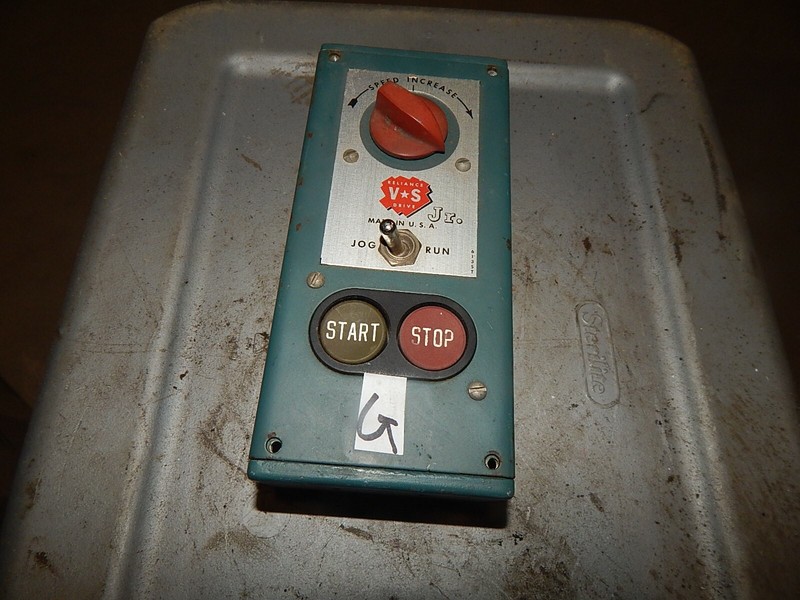 VS Reliance Drive Push Button Enclosure Station 613ST *FREE SHIPPING*
