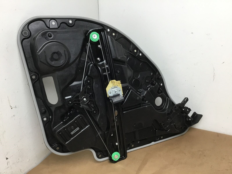 Mercedes E350 W213 2020 Rear Right Door Window Regulator Motor Plate 17-22 :A