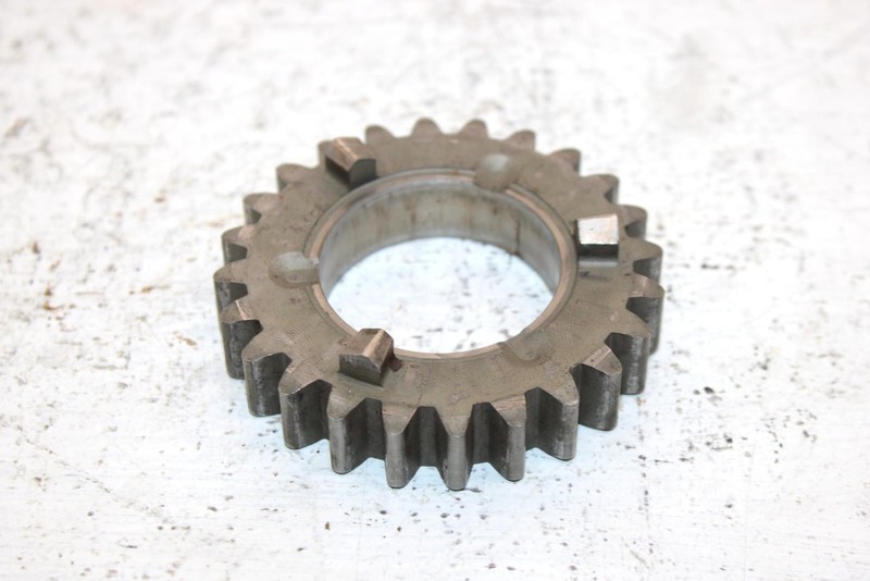 2002 Polaris Magnum 325 Oem 24T Transmission Gear 3233599 AP151