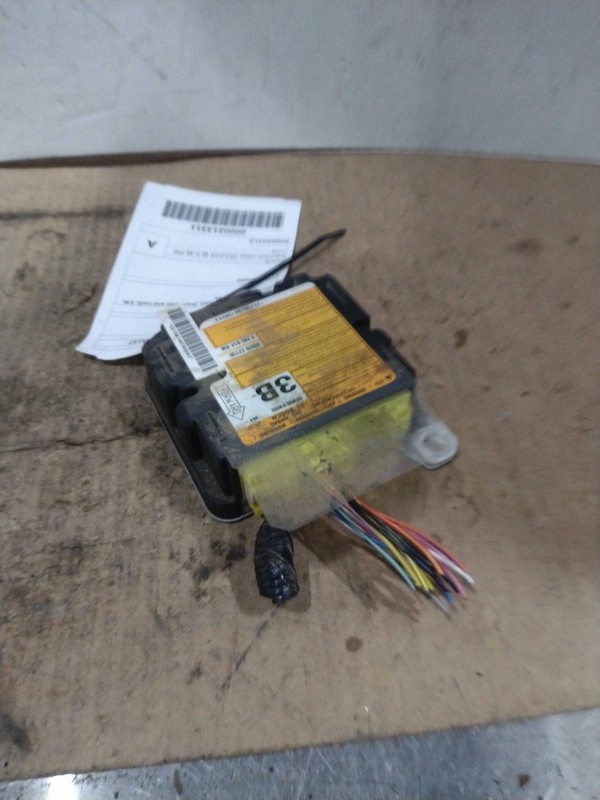 Used Air Bag Module fits: 2019 Nissan Titan xd Air Bag center console front side
