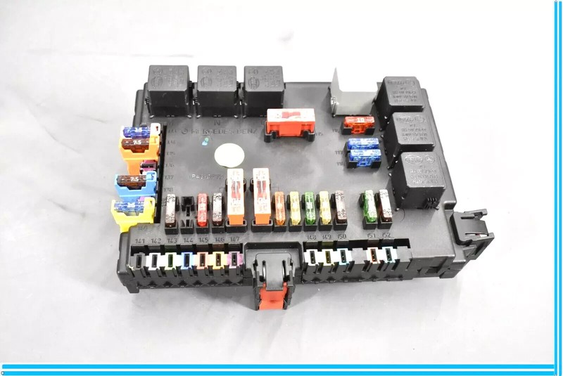 07-09 Mercedes W216 CL63 AMG S550 AMG Rear Trunk Fuse Box 2215405950 OEM