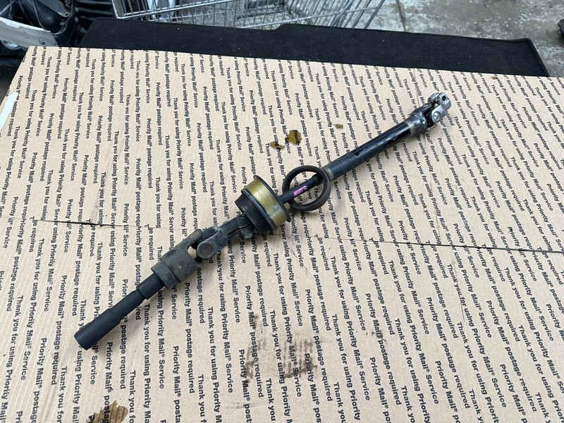 06-07 Lexus IS GS STEERING COLUMN INTERMEDIATE SHAFT JOINT CONNECTOR OEM