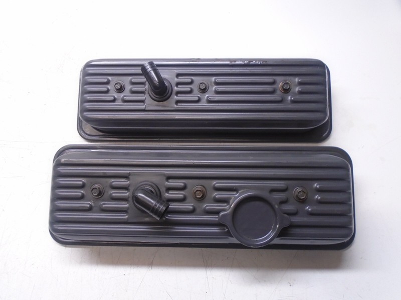 U2 OMC 1988 4.3L V6 Cylinder Head Valve Rocker Covers Stbd/Port 912971 912972