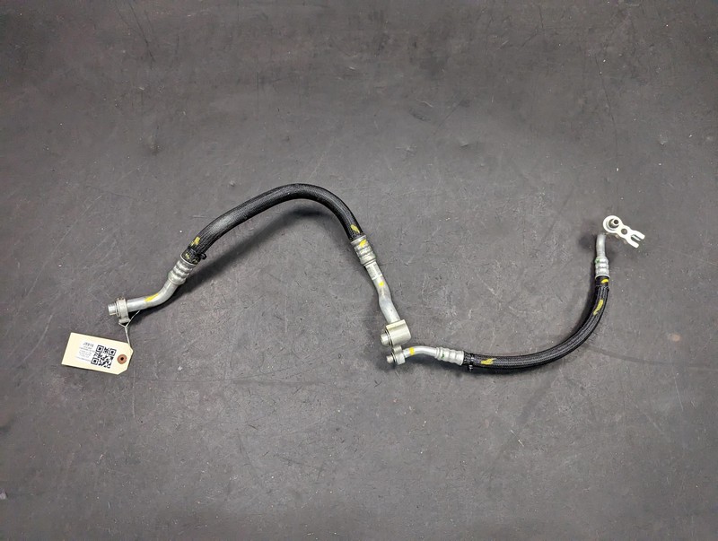 A/C Refrigerant Discharge & Suction Hose 2019 Jeep Cherokee 68288351AA 2020-2023