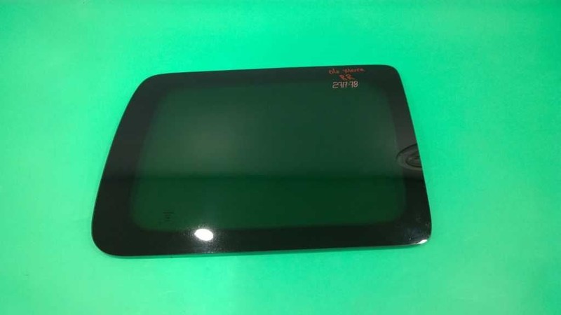 05-15 XTERRA PASSENGER RIGHT REAR WINDOW QUARTER GLASS 2717-78
