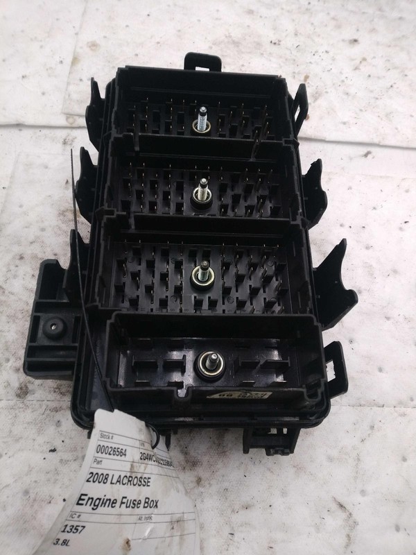 2008 Buick LaCrosse Fuse Box OEM 19116754 25918681 3.8L 204K Miles