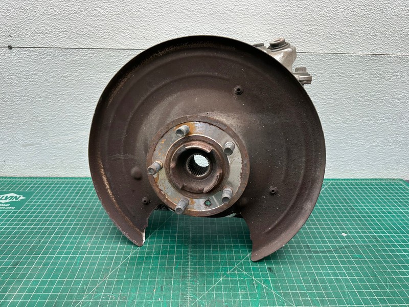 13-17 Range Rover L405 REAR RIGHT SIDE SPINDLE KNUCKLE W/ HUB OEM