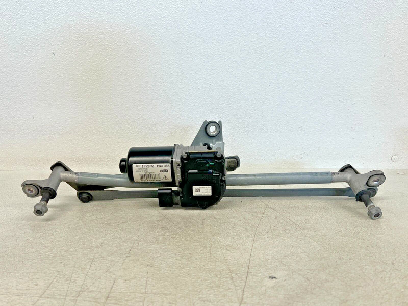 ⭐2015-2024 PORSCHE MACAN S FRONT WINDSHIELD WIPER LINKAGE MOTOR OEM LOT2575