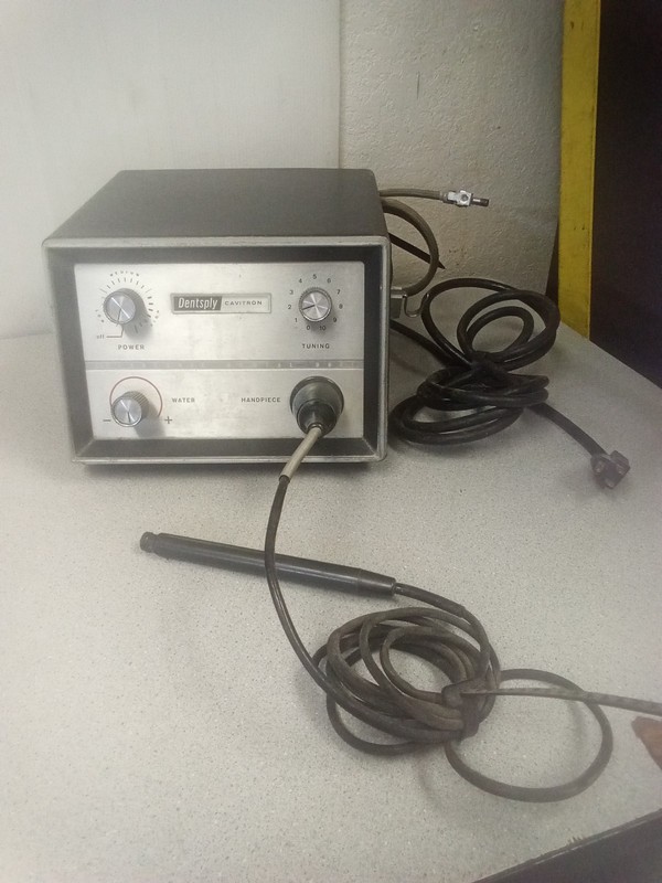DENTSPLY CAVITRON ULTRASONIC SCALER MODEL 660 VINTAGE