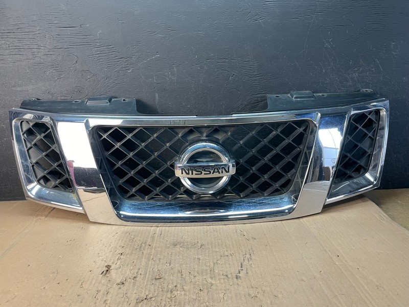 2008 to 2012 Nissan Pathfinder Front Upper Chrome Grill Grille OEMAD8291 DG