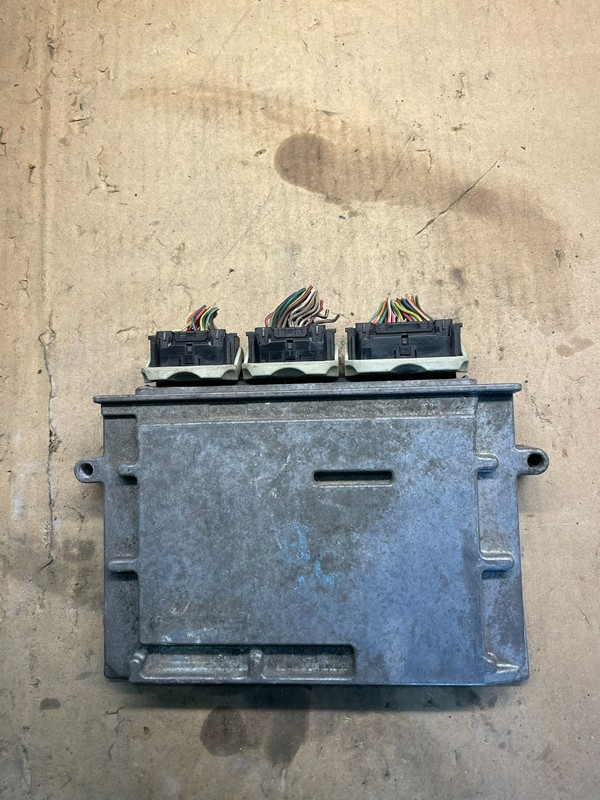 2009 Ford Crown Victoria Engine Control Unit ECU Computer Module X0339 DG