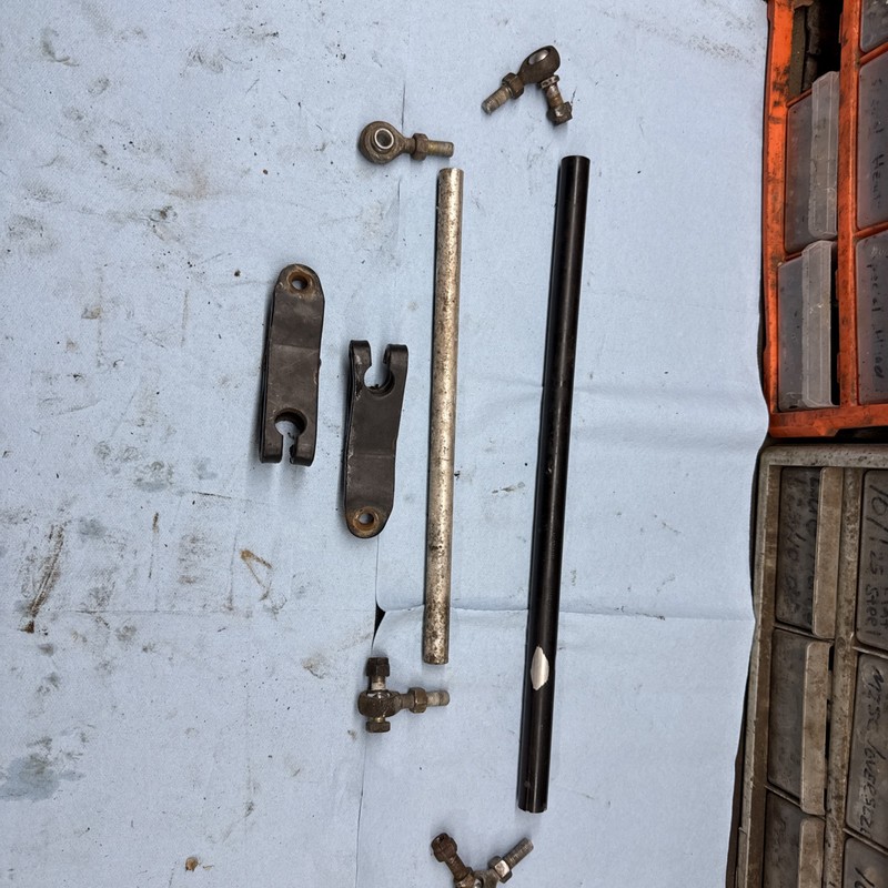 1995 1996 Polaris Indy Trail Touring 500cc Evolved Chassis steering arms rod end
