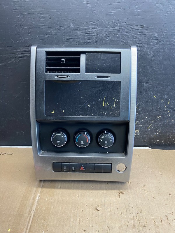 2008 to 2012 Jeep Liberty Dash Climate Temperature Control Radio Bezel AB2059 DG