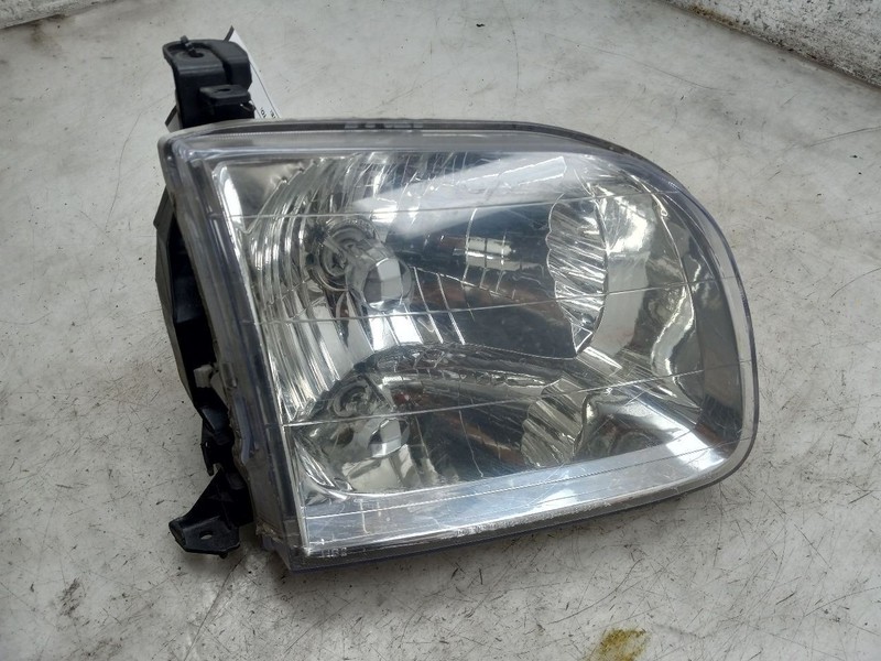01 02 03 04 TOYOTA SEQUOIA LIMITED PASSENGER RIGHT HEADLIGHT AFTER MARKET