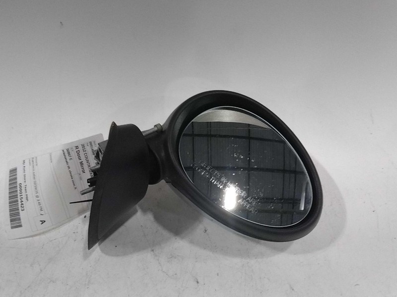 Used Right Door Mirror fits: 2012 Mini Countryman w/automatic tilt chrome cover
