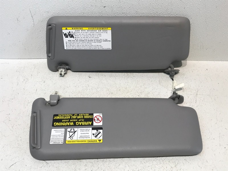 2001-07 Highlander Driver Left Right Passenger Sun Visor Pair Gray OEM w/Lights