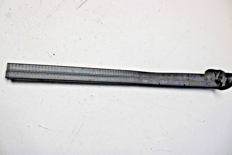 BMW 640i 650i F12 REAR RIGHT QUARTER GLASS INNER WEATHERSTRIP SEAL OEM 2012-18
