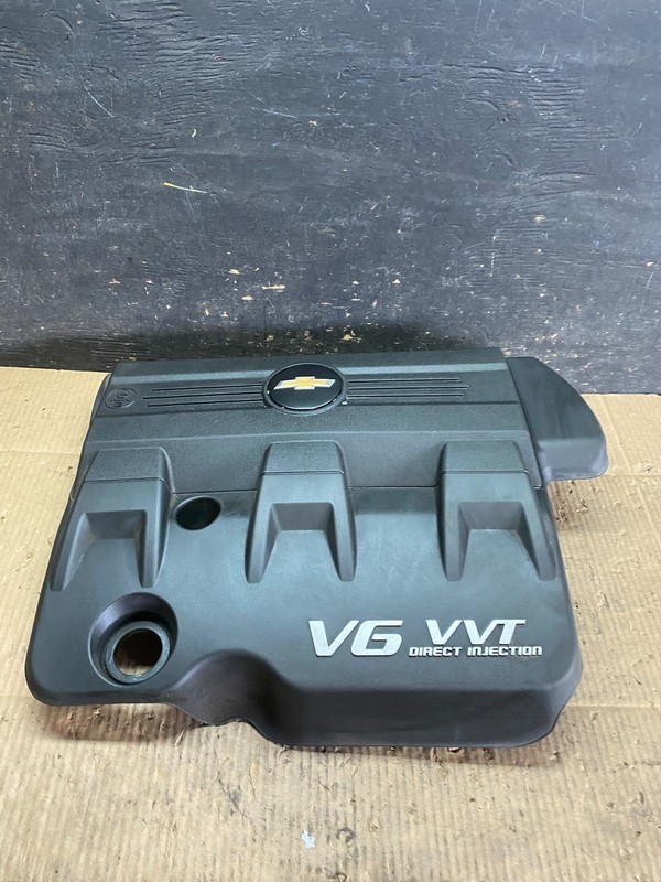 2010 to 2012 Chevrolet Equinox V6 VVT Plastic Engine Cover Shield t9473 DG