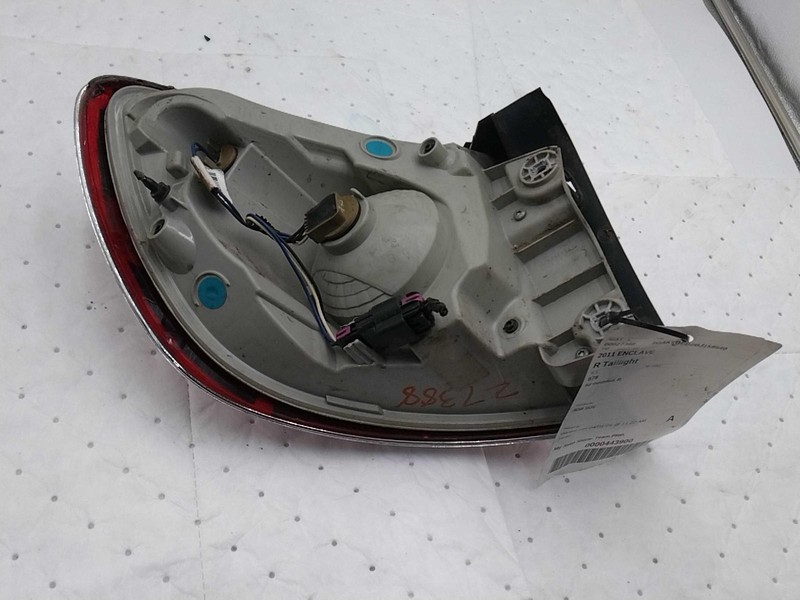 2011 Buick Enclave Right Tail Light Assembly Gold Used Some Scratches 108K Miles