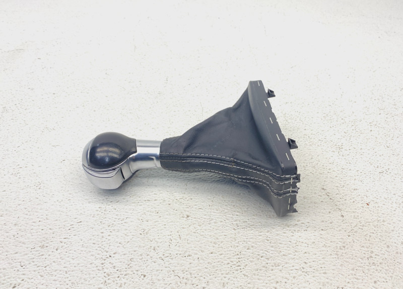 13 14 15 AUDI S5 B8 AUTOMATIC TRANSMISSION SHIFT HANDLE KNOB W/ BOOT OEM A0.52