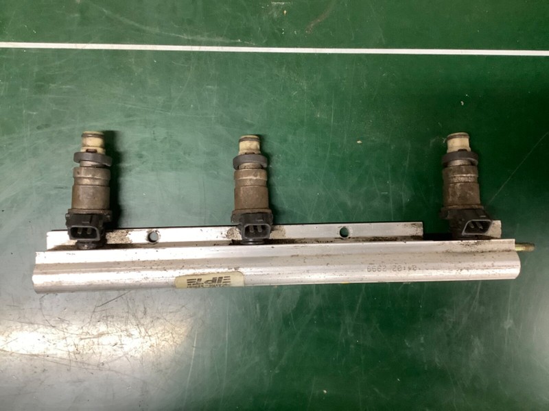 00-02 Accord V6 Rear Engine Intake Injector Fuel Rail Gas Pipe Tube OEM