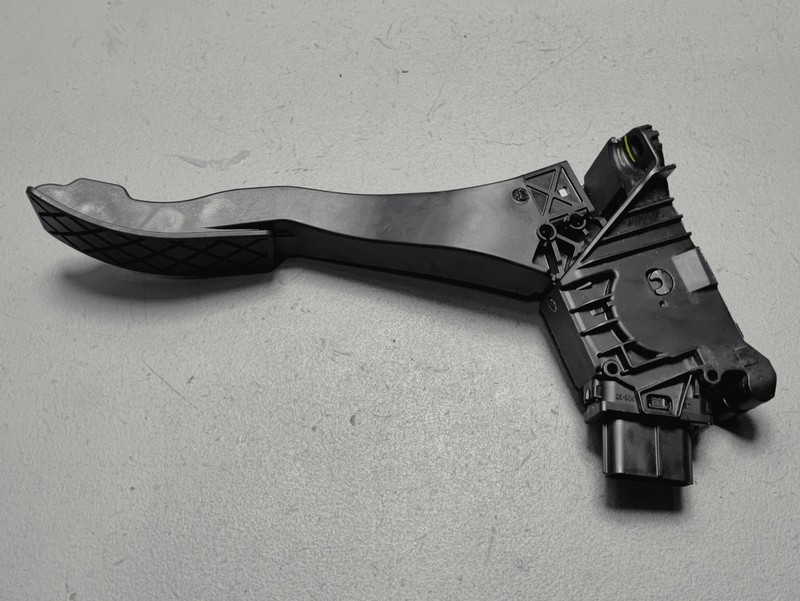 2018-2024 Volkswagen Tiguan Accelerator Pedal Travel Sensor OEM