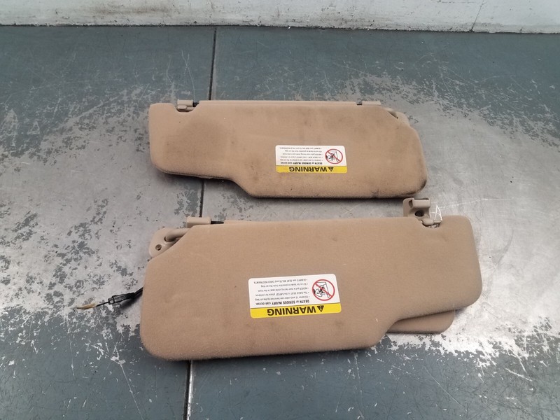 2002 Grand Marquis / Crown Vic Victoria Sun Visors #0557 M4