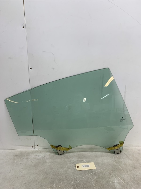 2017-2020 Tesla Model 3 Rear Passenger Side Door Window Glass Right 37009 S1