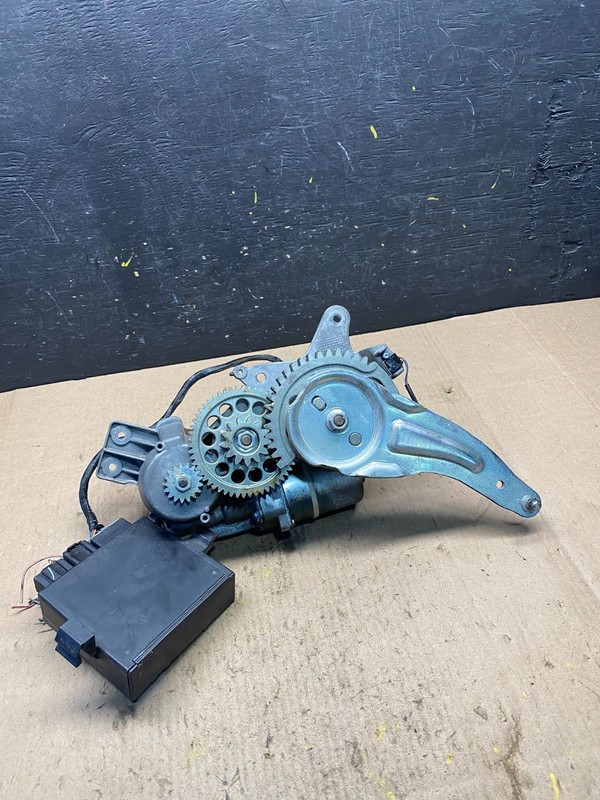 2007 2008 Acadia Enclave Escalade Suburban Liftgate Door Module Motor R8497 DG
