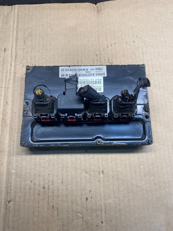 2004 Dodge Dakota 4.7LEngine Computer Module ECM ECU Unit OEM ae2201 DG
