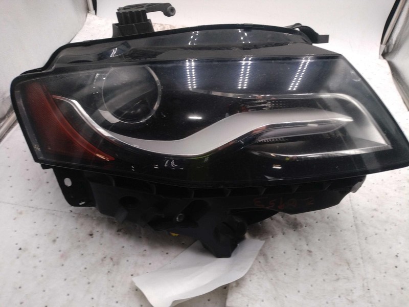 2012 Audi A4 Right Blue Headlight Assembly OEM 258719 - 134K Miles