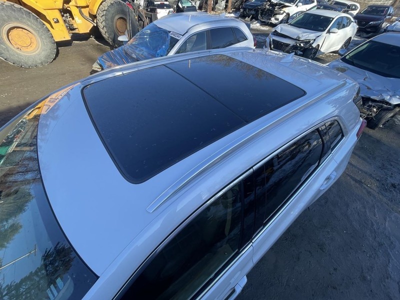 17-24 CADILLAC XT5 ROOF W/PANORAMIC SUNROOF WHITE PC:G1W AWD 93K PLATINUM 64692
