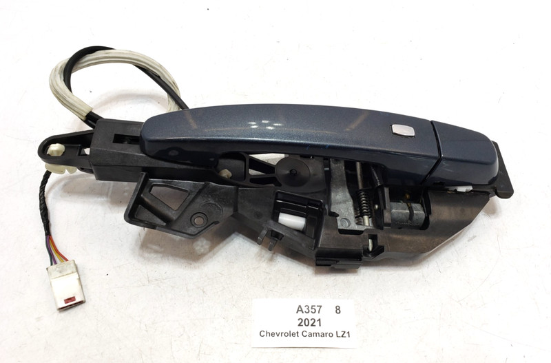 ✅ 16-24 OEM Chevrolet Camaro ZL1 Front Left Driver Exterior Door Handle Gray
