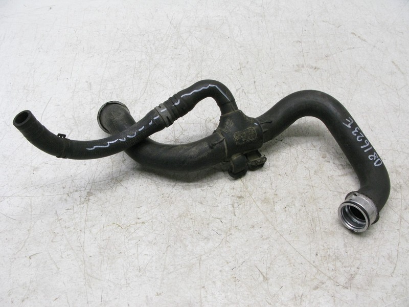 08-12 MERCEDES W204 C300 E350 V6 LOWER BOTTOM RADIATOR COOLANT HOSE OEM 081623E