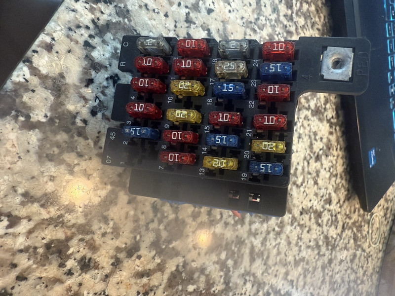 1999GMC JIMMY Interior Cabin Fuse Box Relay Junction Block