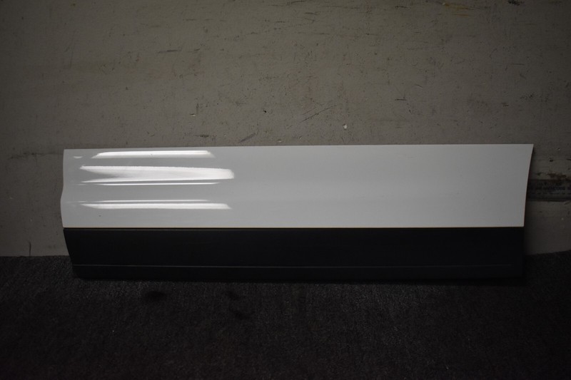 2015-2017 PORSCHE CAYENNE TURBO DOOR MOLDING REAR LEFT SIDE FACTORY OEM