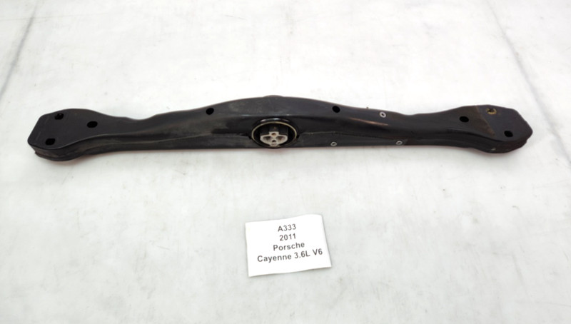 ✅ 11-14 OEM Porsche Cayenne 958 Automatic Transmission Mount Support Bracket