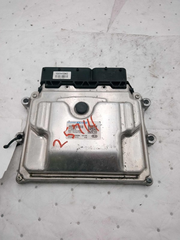 2021 KIA Soul Engine Control Module ECM 1.6L OEM 391282BSM3 71K Miles Blue
