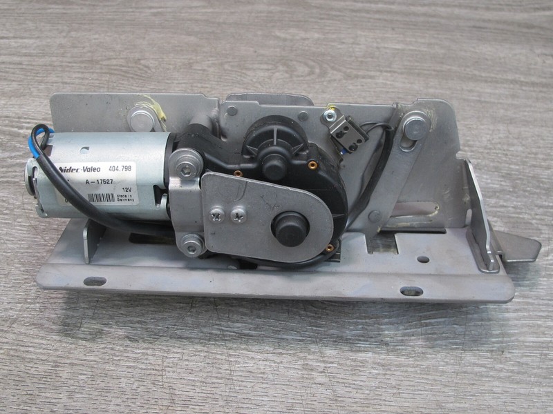 2007-2010 BENTLEY CONTINENTAL GTC CONVERTIBLE REAR TOP ROOF LOCK LATCH MOTOR